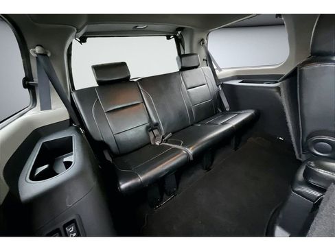 Used 2012 Nissan Armada Platinum image 30