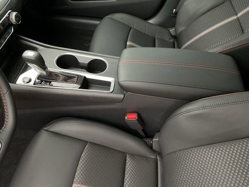 New 2026 Nissan Altima 2.5 SR FWD image 30