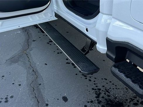 New 2025 Ford F250 Lariat w/ FX4 Off-Road Package image 14