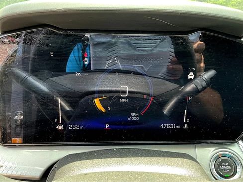 Used 2025 Chevrolet Trax LT FWD image 14