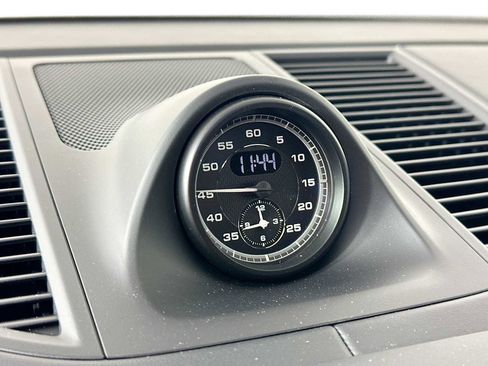 New 2025 Porsche Macan S image 16