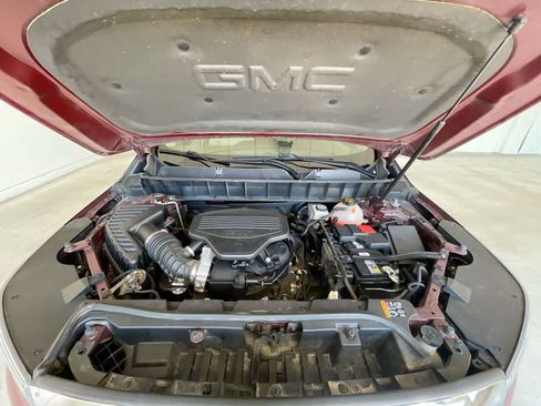 Used 2018 GMC Acadia Denali w/ Technology Package image 26