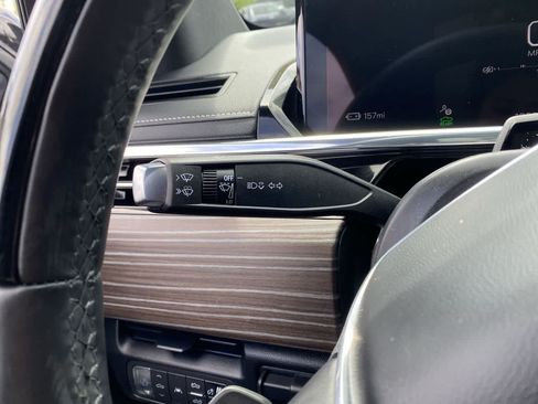 Used 2025 GMC Sierra EV Denali AWD/4WD image 22