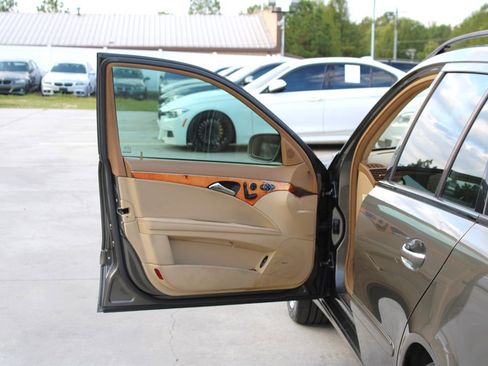 Used 2008 Mercedes-Benz E 350 4MATIC Wagon image 25