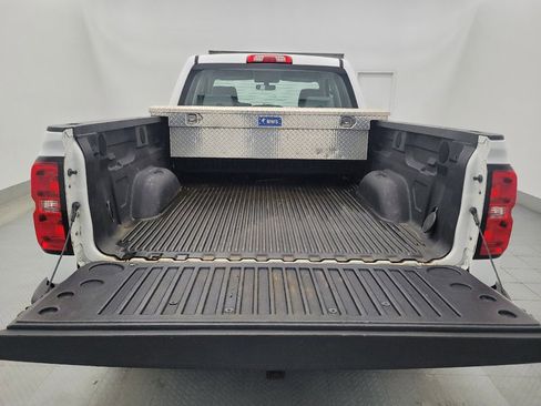 Used 2018 Chevrolet Silverado 1500 W/T w/ Trailering Package image 29