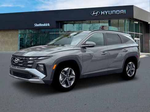 New 2026 Hyundai Tucson SEL image 2