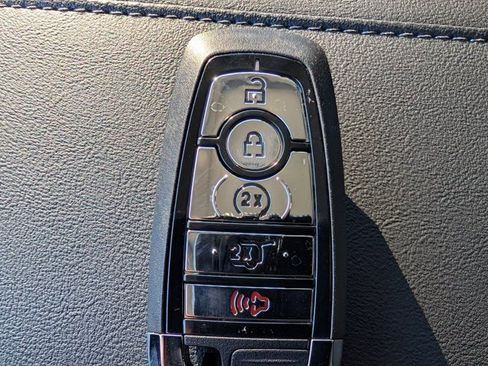 New 2025 Lincoln Navigator Reserve image 31