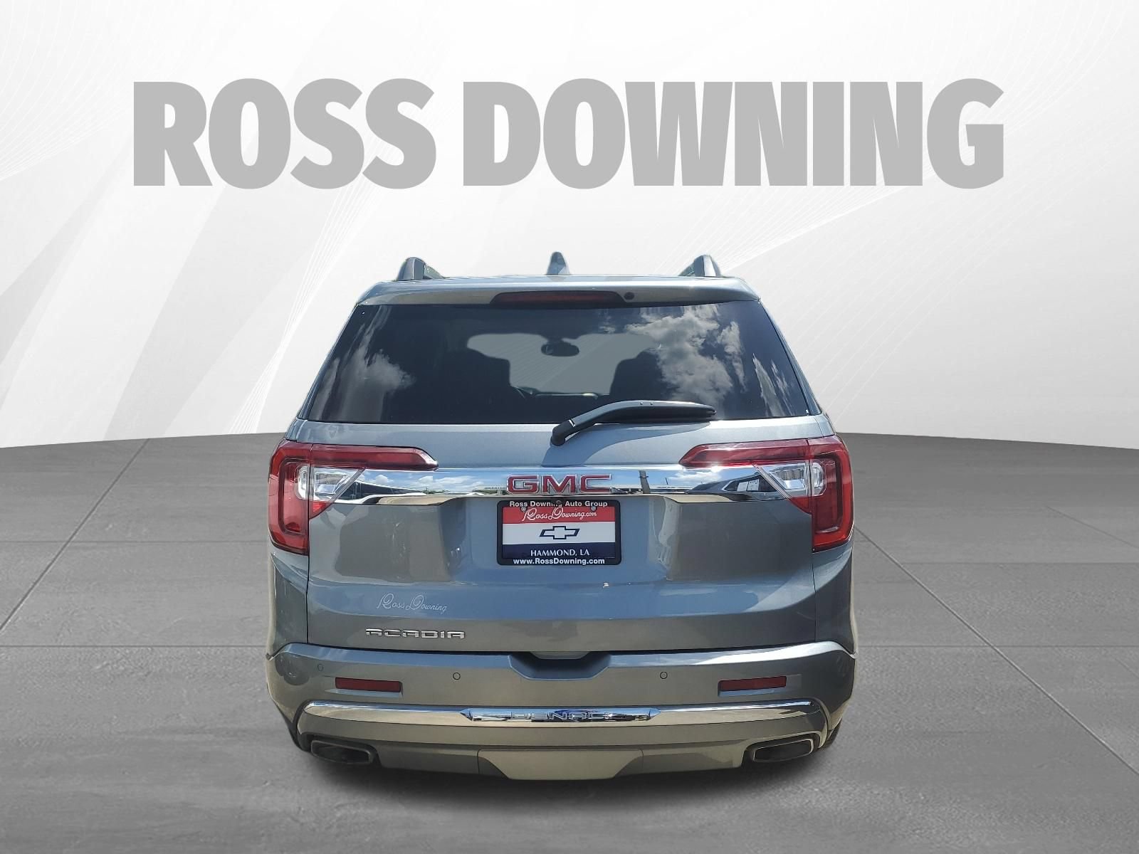Used 2023 GMC Acadia Denali w/ LPO, Floor Liner Package FWD image 5