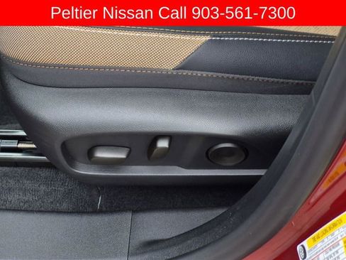 Used 2025 Chevrolet Equinox ACTIV w/ Safety and Technology Package FWD image 20