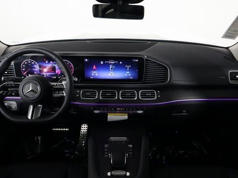 New 2026 Mercedes-Benz GLS 450 4MATIC image 4