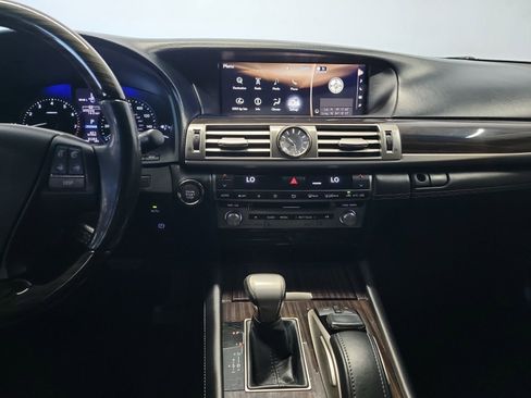 Used 2016 Lexus LS 460 AWD w/ Comfort Package image 20