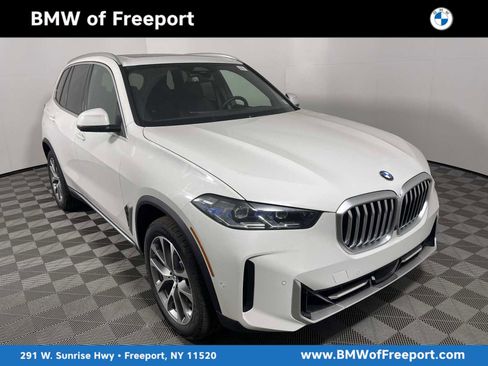 New 2026 BMW X5 xDrive40i w/ Parking Assistance Package image 1