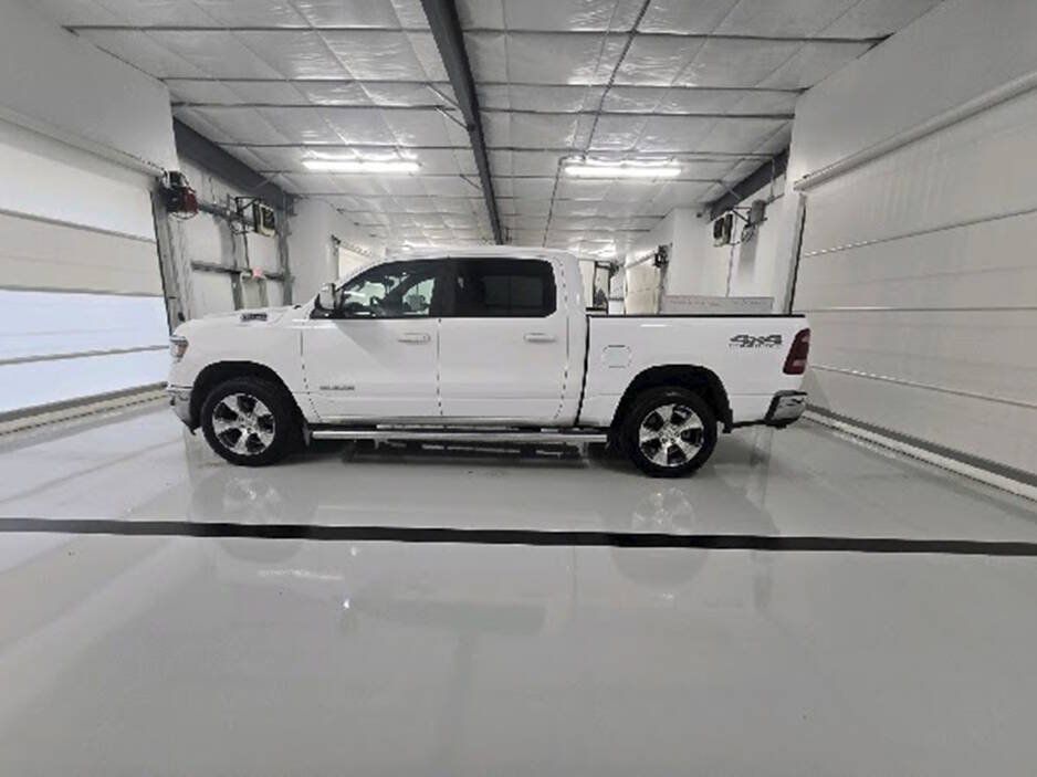 Used 2024 RAM 1500 Laramie AWD/4WD image 6