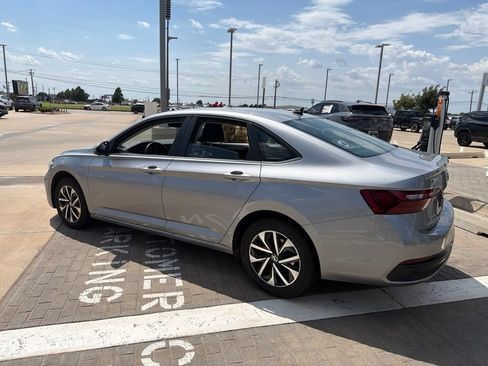 Certified 2024 Volkswagen Jetta S FWD image 7