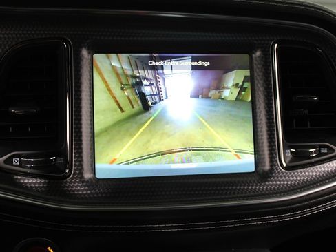 Used 2020 Dodge Challenger SRT Hellcat w/ Plus Package RWD image 20