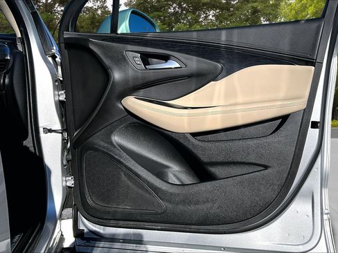 Used 2017 Buick Envision Preferred w/ LPO, Cargo Package image 31