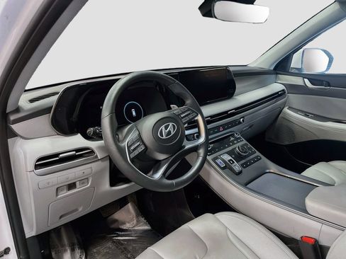 Used 2023 Hyundai Palisade SEL w/ Premium Package AWD/4WD image 9