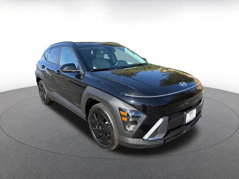Used 2026 Hyundai Kona SEL Sport FWD image 2