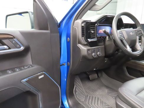 Used 2024 Chevrolet Silverado 1500 RST AWD/4WD image 55