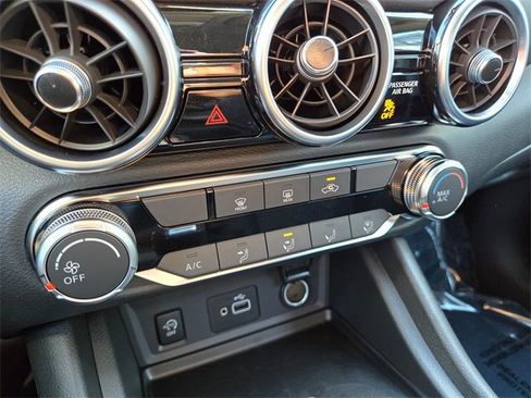 New 2025 Nissan Sentra S image 18