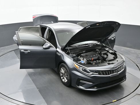Used 2020 Kia Optima LX image 45