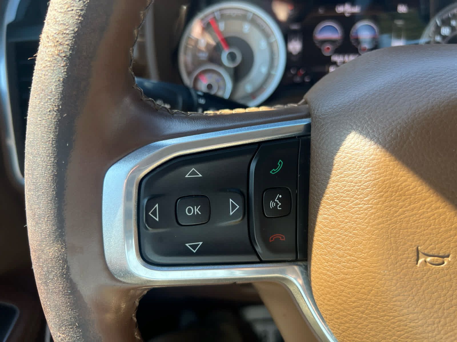 Used 2021 RAM 1500 Limited AWD/4WD image 19