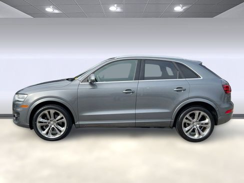 Used 2015 Audi Q3 2.0T Prestige w/ Prestige Package image 2