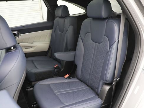 Used 2023 Kia Sorento SX Prestige image 14