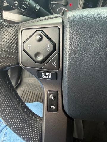 Used 2020 Toyota Tacoma TRD Off-Road AWD/4WD image 15