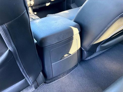 Used 2015 Nissan Xterra PRO-4X w/ Pro-4x Leather Package image 28