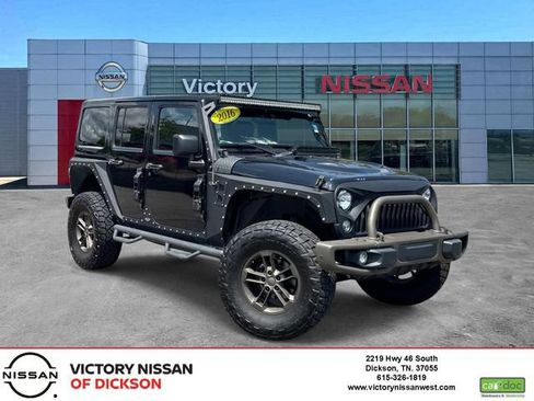 Used 2016 Jeep Wrangler Unlimited Sahara AWD/4WD image 1