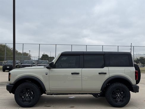 New 2025 Ford Bronco Big Bend image 28