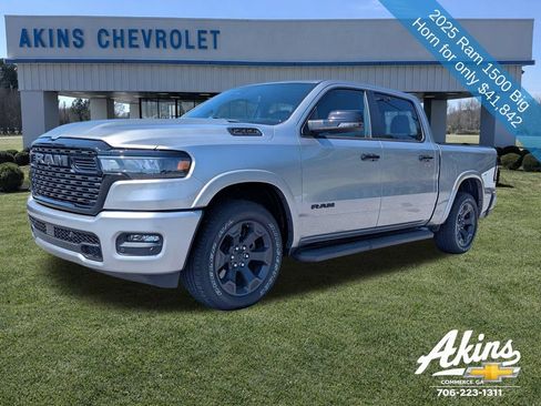 Used 2025 RAM 1500 Big Horn AWD/4WD image 8