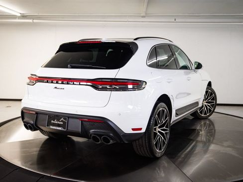 Certified 2026 Porsche Macan AWD/4WD image 7