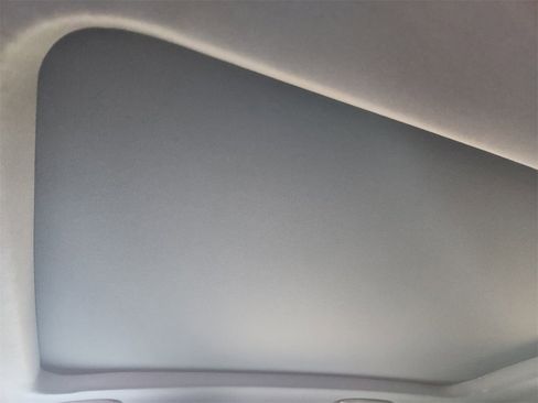 Used 2025 Cadillac XT4 Sport w/ Cold Weather Package image 24