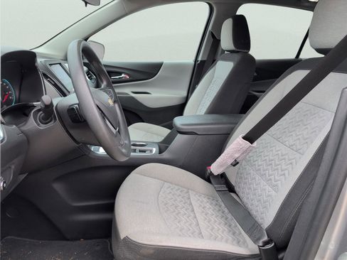 Used 2023 Chevrolet Equinox LT image 13