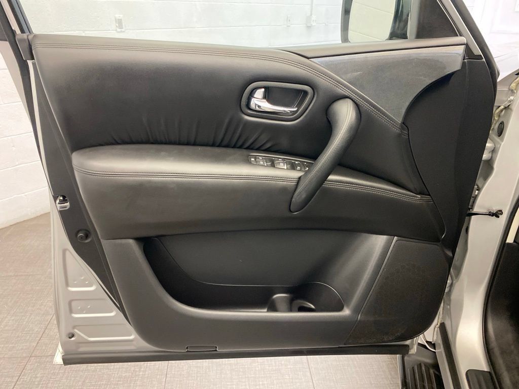 Used 2023 Nissan Armada S AWD/4WD image 22