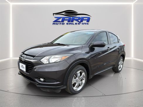 Used 2017 Honda HR-V EX image 3