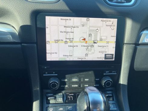 Used 2017 Porsche 718 Boxster S image 15