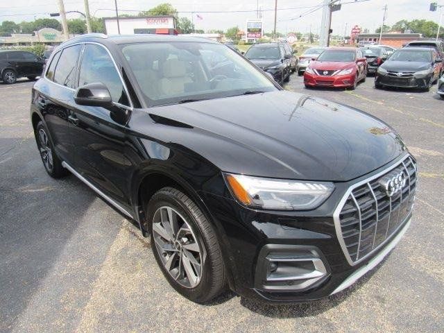 Used 2021 Audi Q5 Prestige w/ Prestige Package AWD/4WD image 1