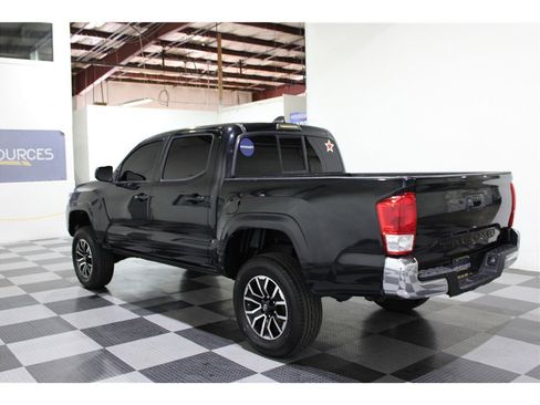 Used 2021 Toyota Tacoma SR5 image 6