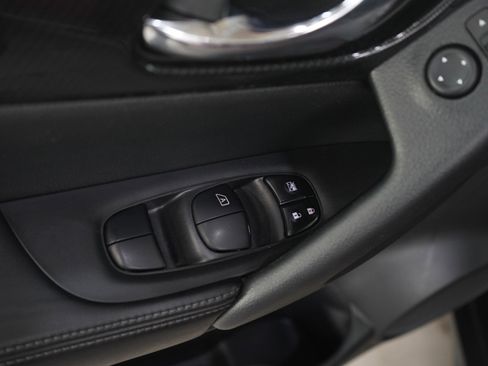 Used 2020 Nissan Rogue SL w/ Premium Package AWD/4WD image 20