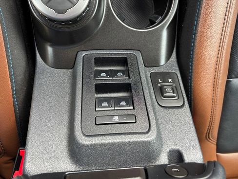 Used 2022 Ford Bronco Outer Banks AWD/4WD image 34