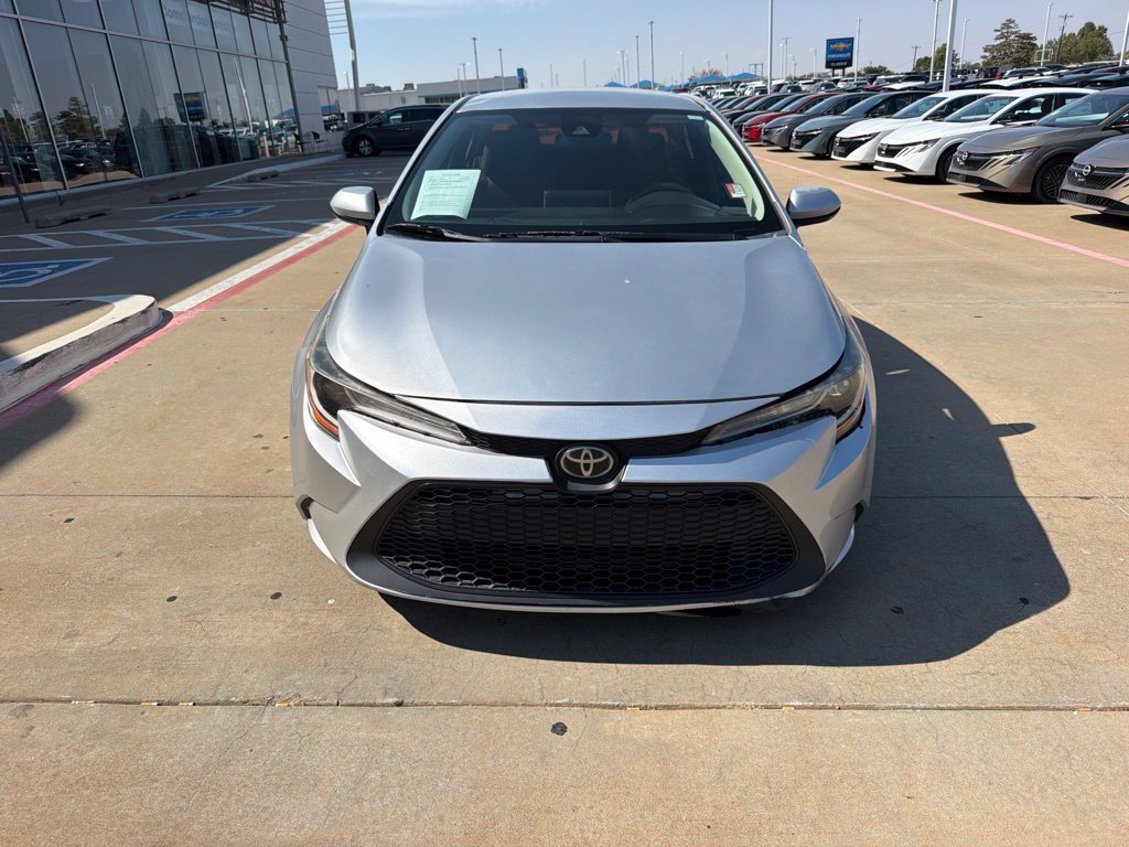 Used 2020 Toyota Corolla LE FWD image 8