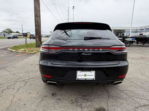 Used 2020 Porsche Macan AWD/4WD image 5