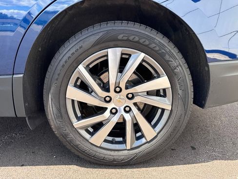 Used 2023 Chevrolet Equinox LT AWD/4WD image 31