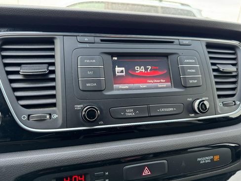 Used 2015 Kia Sedona EX w/ EX Premium Package image 22