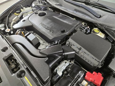 Used 2017 Nissan Altima 2.5 SV w/ Convenience Package image 23
