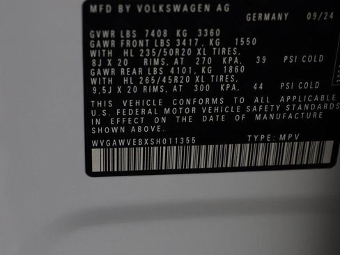 New 2025 Volkswagen ID. Buzz Pro S image 27