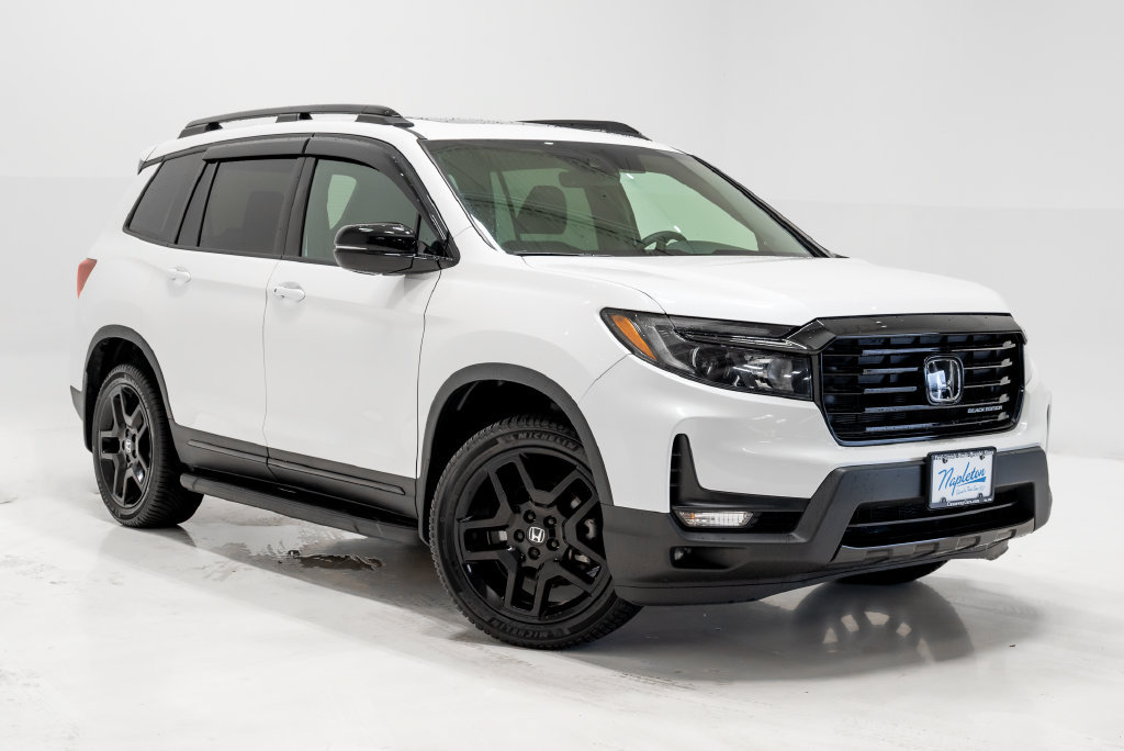 Used 2024 Honda Passport Black Edition image 8